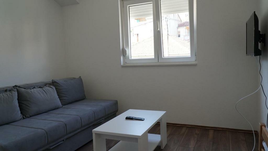 M2 Apartmani トレビニエ エクステリア 写真